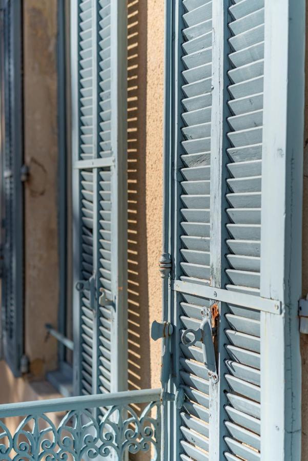 Le Plus Beau Balcon Des Arenes Nîmes Eksteriør bilde